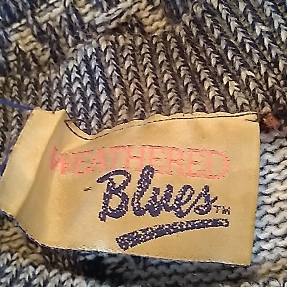 Vintage 1980s Weathered Blues sweater medium - Picture 2 of 2